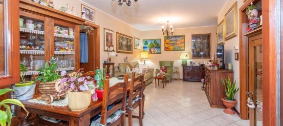 2 Schlafzimmer Wohnung in Rome, Italy, Nr. 330907 5