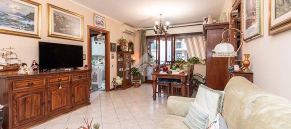 2 Schlafzimmer Wohnung in Rome, Italy, Nr. 330907 7