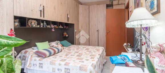 2 Schlafzimmer Wohnung in Rome, Italy, Nr. 330907 14