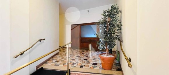 Apartamento de 10 divisões em Mantua, Italy N.º 247019 19
