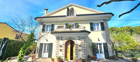 5 rooms Villa in Castelfidardo, Italy No. 286267 14