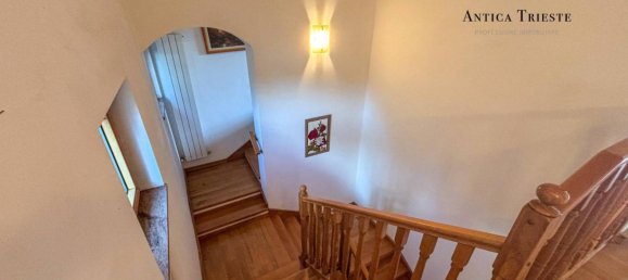 4 bedrooms Villa in Trieste, Italy No. 320052 19