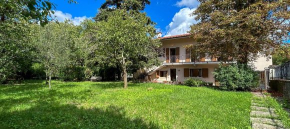 4 bedrooms Villa in Trieste, Italy No. 320052 5