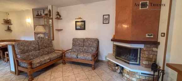 4 bedrooms Villa in Trieste, Italy No. 320052 9