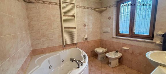 4 bedrooms Villa in Trieste, Italy No. 320052 14