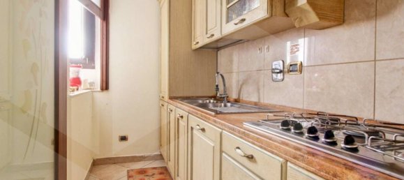 3غرفة شقة في Rome, Italy رقم 28399 9