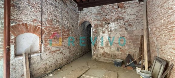 Apartamento de 3 dormitorios en Florence, Italy No. 230264 2