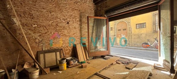 Apartamento de 3 dormitorios en Florence, Italy No. 230264 5