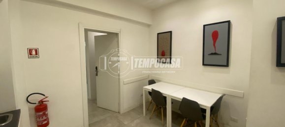2غرفة شقة في Naples, Italy رقم 39832 16