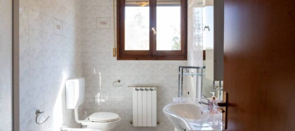 2 rooms Apartment in Modena, Italy No. 295673 14