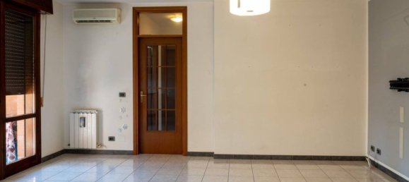 2 rooms Apartment in Modena, Italy No. 295673 21