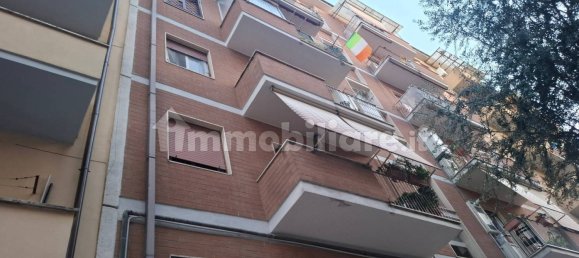 2 bedrooms Apartment in Tivoli, Italy No. 375515 2