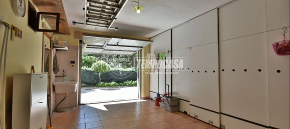 5 غرف نوم شقة في Osimo, Italy رقم 369975 20