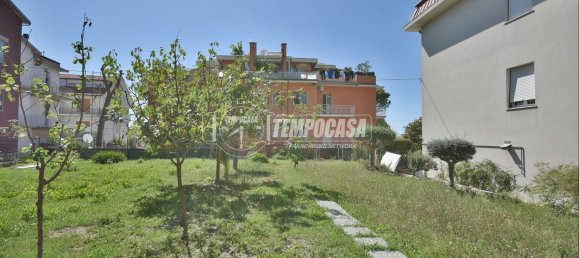 5 غرف نوم شقة في Osimo, Italy رقم 369975 21