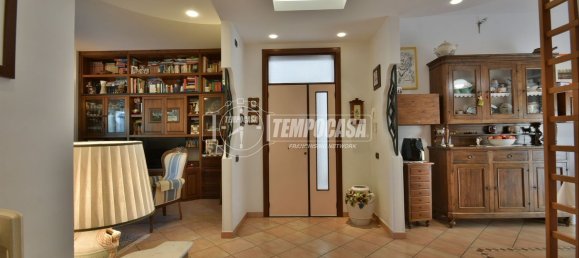 5 غرف نوم شقة في Osimo, Italy رقم 369975 4