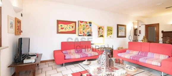 Вилла с 3 спальнями в Джуссаго, Италия № 332158 13