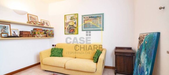 Вилла с 3 спальнями в Джуссаго, Италия № 332158 33