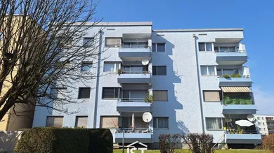 Hotel de 3 dormitorios en Braunau am Inn, Austria No. 219145