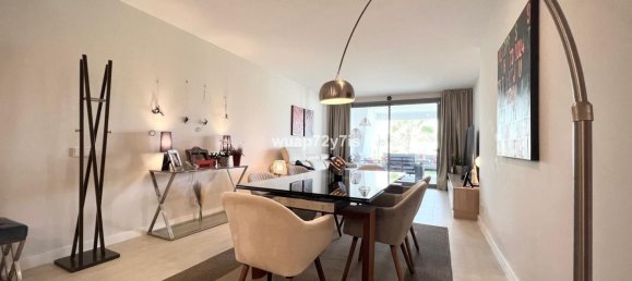 Apartamento de 2 dormitorios en Estepona, Spain No. 136383 18