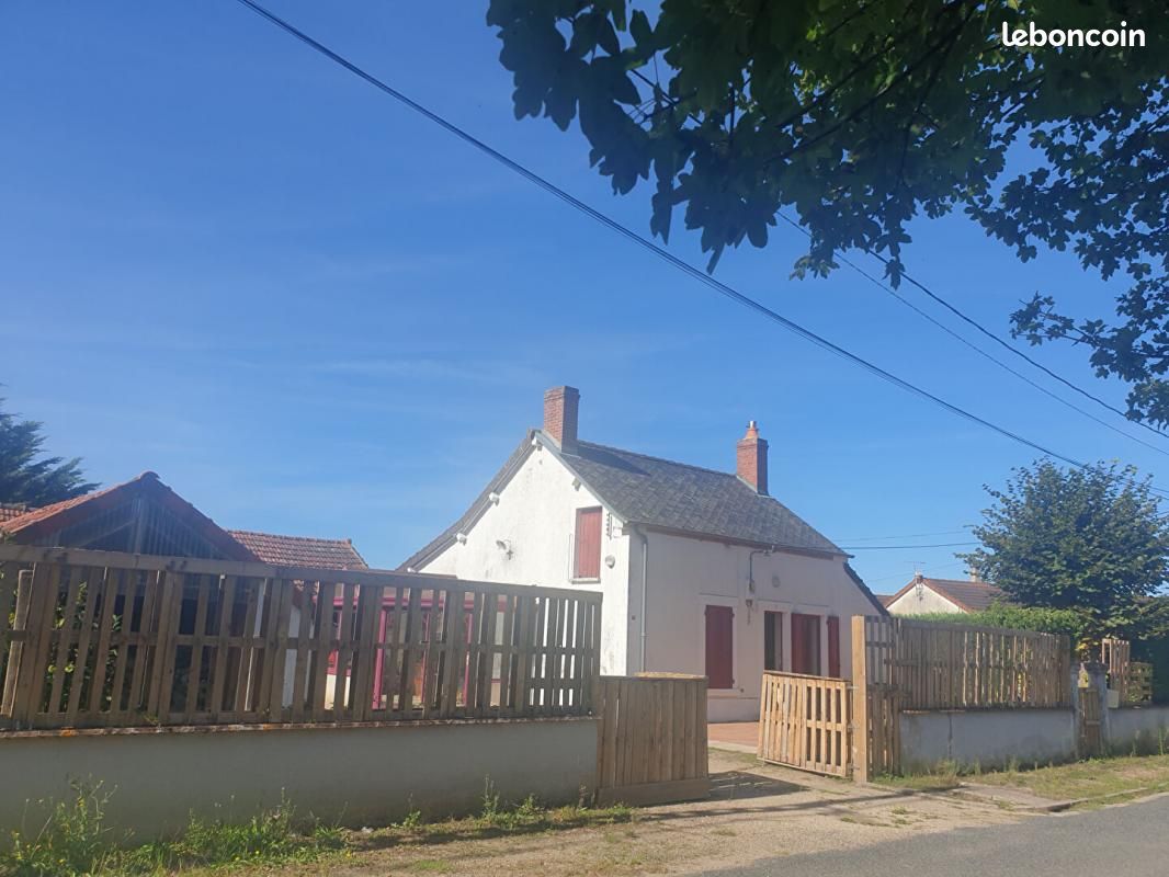 2 bedrooms House in Jussy-le-Chaudrier, France No. 42614