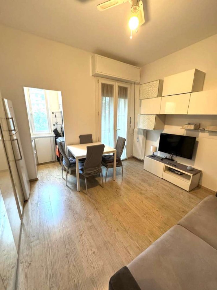 Studio à Milan, Italy No. 310901