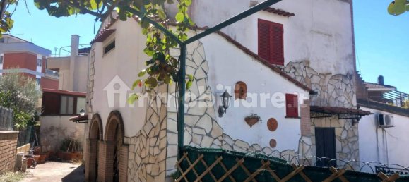 3 bedrooms Villa in Rome, Italy No. 267268 6