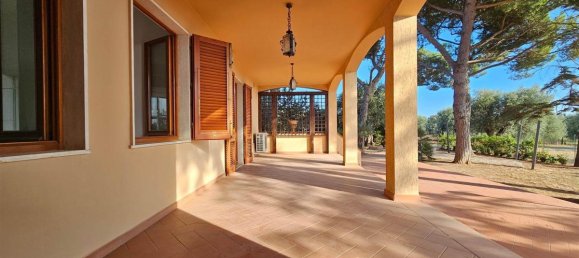 2 bedrooms House in Campiglia Marittima, Italy No. 1522 12