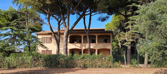 2 bedrooms House in Campiglia Marittima, Italy No. 1522 8