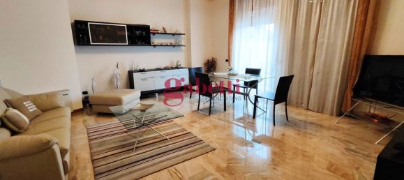 4-Zimmer Wohnung in Piacenza, Italy, Nr. 17332 12