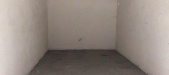 Гараж 14м² в Рим, Италия № 369869 2