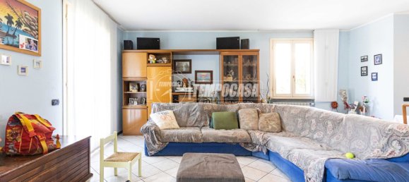 4-salle Appartement à Molteno, Italy No. 275052 31