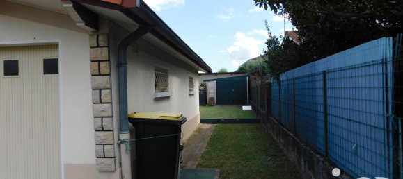 2 bedrooms House in Meyzieu, France No. 343985 17