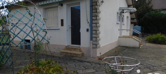 2 bedrooms House in Meyzieu, France No. 343985 4