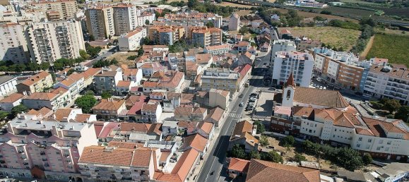 6 غرف نوم منزل في Alenquer, Portugal رقم 177877 25