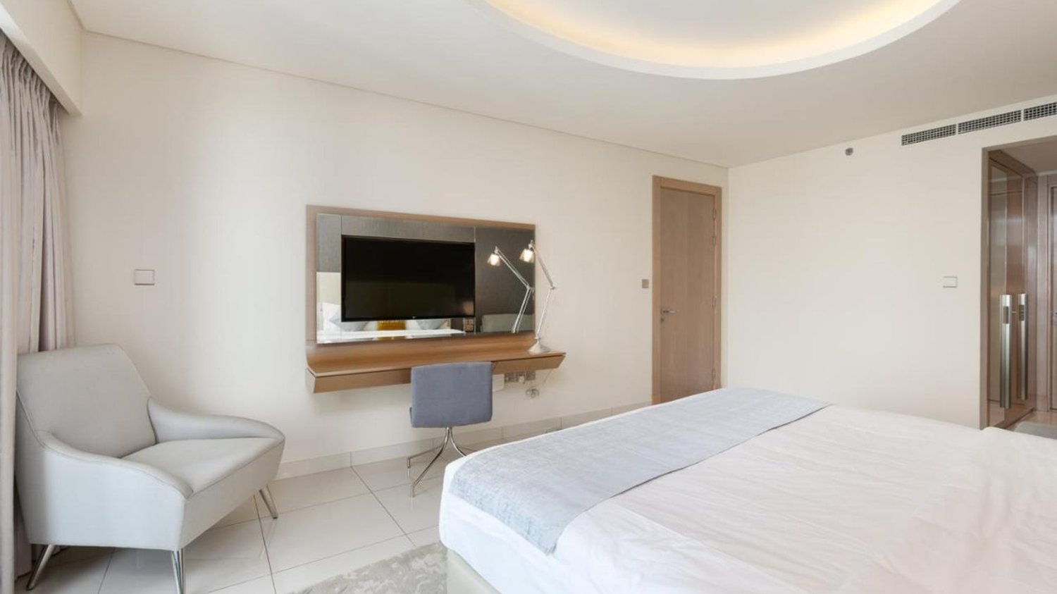 Квартира 45.7м² в TOWERS BY PARAMOUNT, Бизнес-Бэй, ОАЭ № 64226