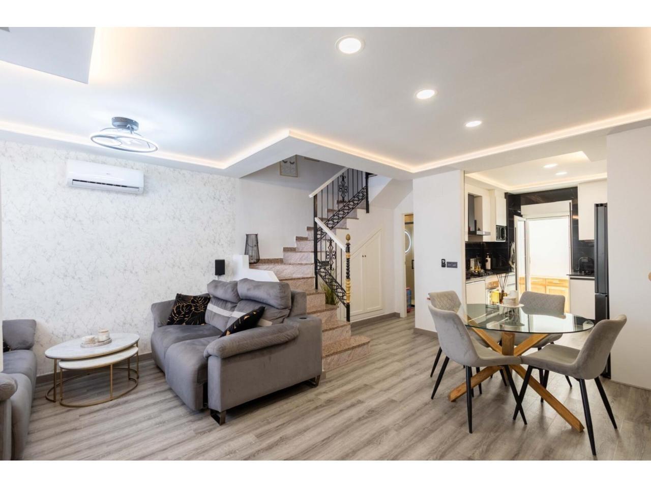 3 bedrooms Villa in Genoves, Spain No. 288687