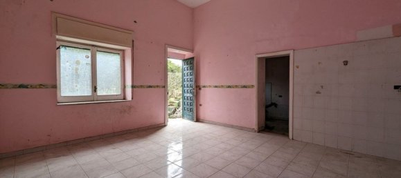 3 rooms Apartment in Monte di Procida, Italy No. 56838 4