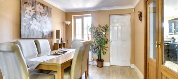 3 bedrooms House in Grays, United Kingdom No. 4965 8