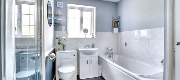 3 bedrooms House in Grays, United Kingdom No. 4965 17