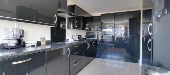 3 bedrooms House in Grays, United Kingdom No. 4965 13