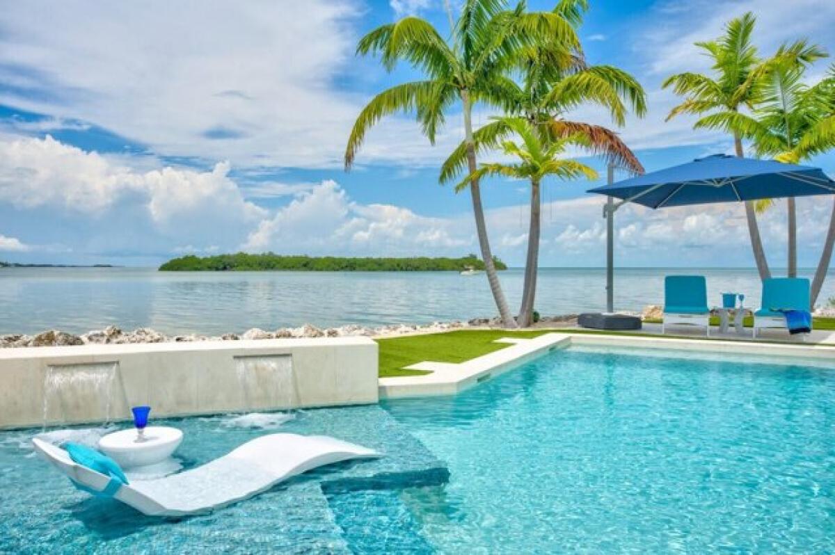 4 bedrooms House in Marathon, USA No. 372704