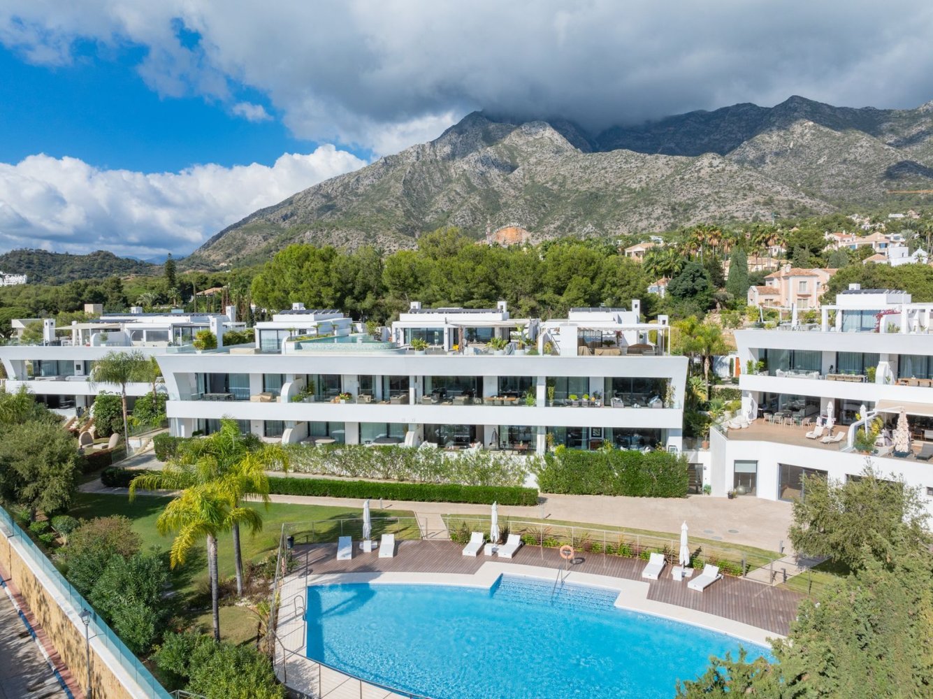 4 bedrooms Duplex in Marbella, Spain No. 130441