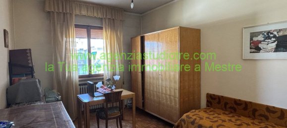 4 bedrooms Apartment in Venice, Italy No. 137415 19