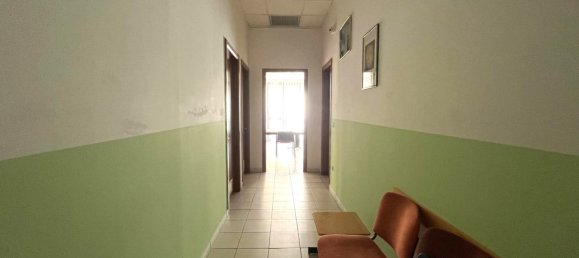 70m² Office in Florence, Italy No. 160602 9