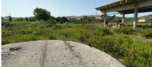 Коммерческая недвижимость 411м² в Монтеджорджо, Италия № 306872 10