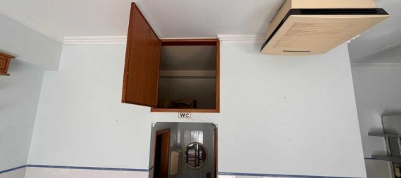 40m² Commercial property in Rio de Mouro, Portugal No. 273951 9