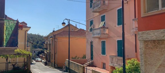 2غرفة شقة في Cogoleto, Italy رقم 305198 2