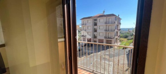 Apartamento de 3 dormitorios en Monte Romano, Italy No. 310082 32