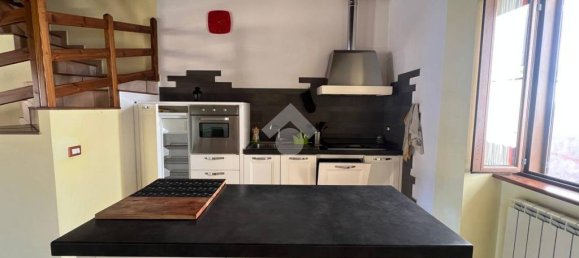 Apartamento de 3 dormitorios en Monte Romano, Italy No. 310082 17