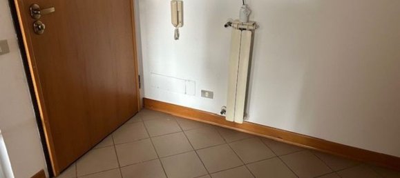 2 rooms Apartment in Arezzo, Italy No. 269428 4